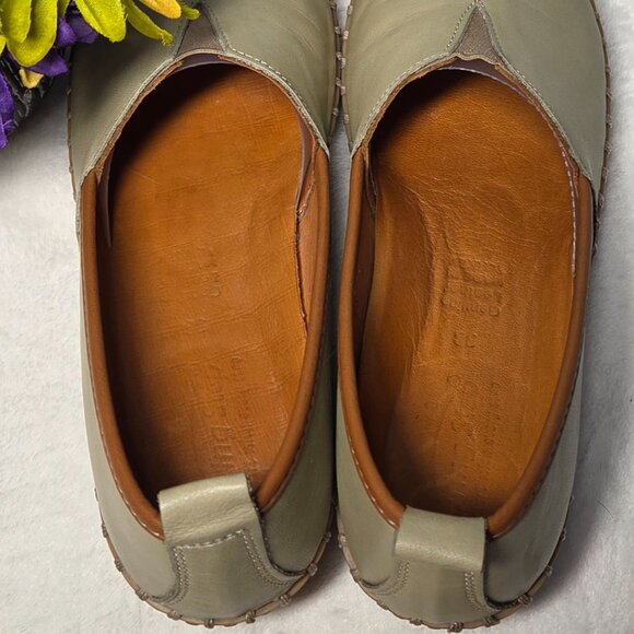 Spring Step Olive Green Leather Slip-on Wedge Loafer: Size:7.5 - 8 (38 EU) Women - Picture 8 of 10